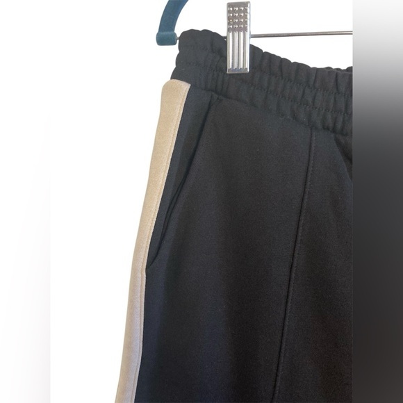 Gap Vintage Soft Wide Leg Sweatpants Black White Track Stripe Small NWT - Picture 4 of 11